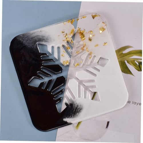 LOLIPPYY Hohle Schneeflocken Silikonform für DIY Epoxidharz Untersetzer Leicht und Tragbar Originelles Cup Mat Mold für Weihnachten Winterhochzeit Familienfeier mit Einzigartigem Design von LOLIPPYY