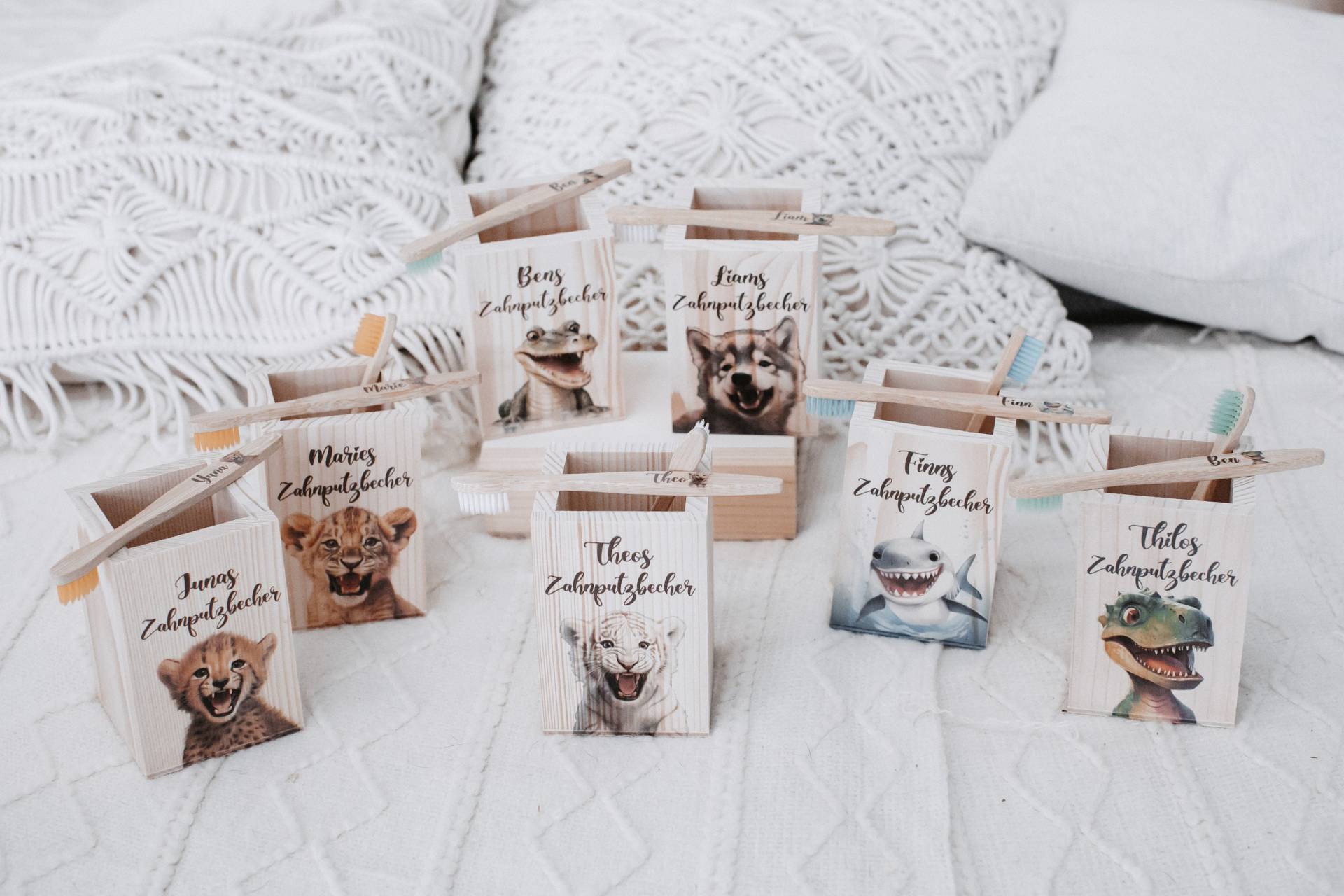 Zahnputzbecher Für Kinder, Zahnbürste Mit Name, Als Set Zahnputzbecher Für Kinder, Zahnbürste Mit Name, Als Set von LOVELYWILDMOMENTSDE