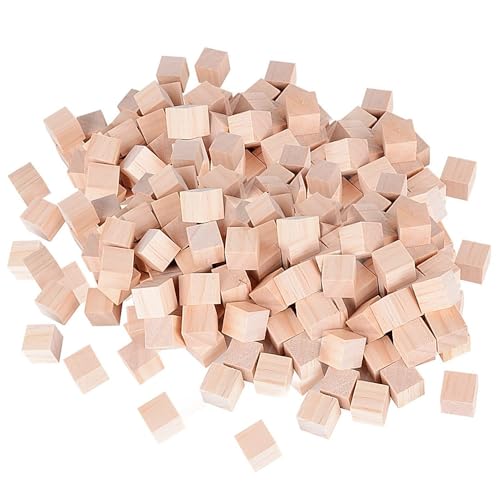 LPAMABA ca. 500 Stück Natur Holzwürfel Deko 10mm blanko Holz Bastelwürfel 1cm mini Holzwürfel deko Kleine Holz Quadrat Würfel zum basteln für DIY Malen Handwerk Dekoration LPAMABA ca. 500 Stück Natur Holzwürfel Deko 10mm blanko Holz Bastelwürfel 1cm mini Holzwürfel deko Kleine Holz Quadrat Würfel zum basteln für DIY Malen Handwerk Dekoration von LPAMABA