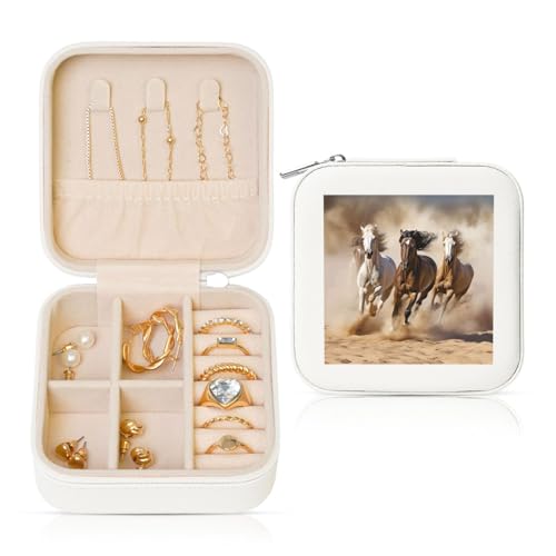 LPSRTWE Schmuckschatullen für Damen und Mädchen, quadratisch, Schmuck-Organizer, drei laufende Pferde, Leder-Schmuck-Aufbewahrungsbox, tragbar, Reise-Schmuckkoffer mit Reißverschluss für Halskette LPSRTWE Schmuckschatullen für Damen und Mädchen, quadratisch, Schmuck-Organizer, drei laufende Pferde, Leder-Schmuck-Aufbewahrungsbox, tragbar, Reise-Schmuckkoffer mit Reißverschluss für Halskette von LPSRTWE