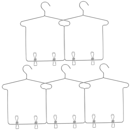LRXIYODE 5 Sätze Mini Kleiderbügel für Puppen mit Clips für Puppenhaus Dekoration Silberne Kleiderständer für Kleidung und Accessoires LRXIYODE 5 Sätze Mini Kleiderbügel für Puppen mit Clips für Puppenhaus Dekoration Silberne Kleiderständer für Kleidung und Accessoires von LRXIYODE