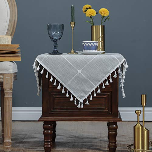 LUCKYHOUSEHOME Kleine quadratische Tischdecke, Baumwollleinen, kariert, Quaste, Tischabdeckung für Zuhause, Esszimmer, Tischplatte, 60 x 60 cm, Grau LUCKYHOUSEHOME Kleine quadratische Tischdecke, Baumwollleinen, kariert, Quaste, Tischabdeckung für Zuhause, Esszimmer, Tischplatte, 60 x 60 cm, Grau von LUCKYHOUSEHOME