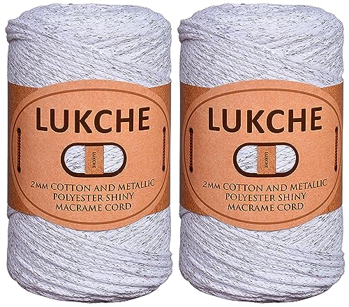 Lukche Makramee-Schnur aus Baumwolle, glitzernd, 200 m, bunt, gehäkelt, Makramee-Schnur für Wandbehänge, Taschen, Pflanzenhalter, Teppiche, Polypropylen-Seil (2 Knäuel, Weiß Silber) von LUKCHE