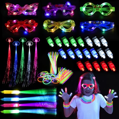 LURICO 85 Stück Knicklichter Party Set, Partyzubehör für Kinder mit 50 Glow Sticks,4 Leuchtstab Glasfaser,6 LED Partybrille und 5 Haarlicht,20 Fingerlampe für Glow Party, Halloween und Geburtstag LURICO 85 Stück Knicklichter Party Set, Partyzubehör für Kinder mit 50 Glow Sticks,4 Leuchtstab Glasfaser,6 LED Partybrille und 5 Haarlicht,20 Fingerlampe für Glow Party, Halloween und Geburtstag von LURICO
