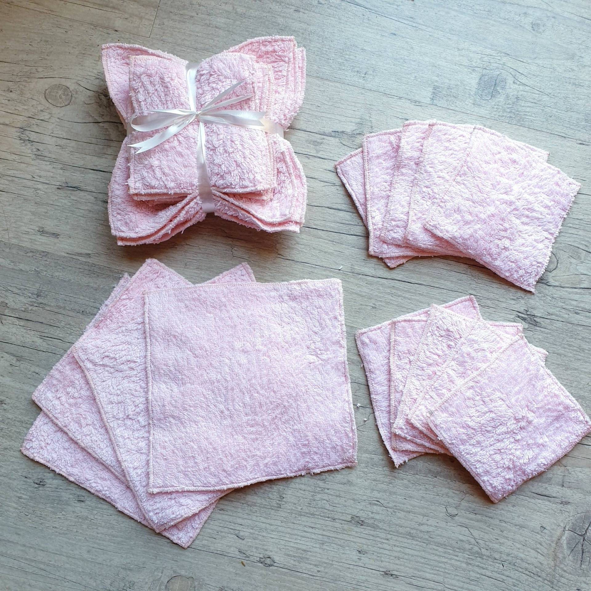 Set Mit 10 Waschbaren Babytüchern Und 4 Waschlappen, Recycelte Frottee-Baumwolle, Hellrosa, 10x10cm 15x15cm, Upcycling, 100% Baumwolle Set Mit 10 Waschbaren Babytüchern Und 4 Waschlappen, Recycelte Frottee-Baumwolle, Hellrosa, 10x10cm 15x15cm, Upcycling, 100% Baumwolle von LaCabaneAuxTissus