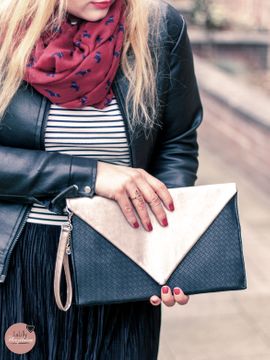 Envelope Clutch & Purse Oribel Envelope Clutch & Purse Oribel von LaLilly Herzileien