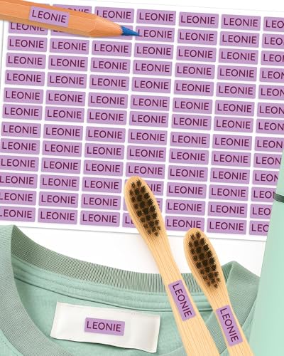 Namensaufkleber – 156 Mini personalisierte Etiketten für Stifte, Kleidung, Brotdose, Schule & Kita – wasserfest & spülmaschinenfest – BPA-frei – Labelino (Lavendel) von Labelino