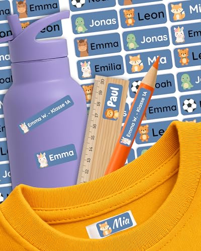 Namensschilder personalisiert – 88 Namensaufkleber für Kinder, Kleidung & Gegenstände in Schule & Kita | selbstklebend, wasserfest & waschmaschinenfest | Wunschname von Labelino® (Blau 09) von Labelino