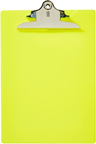 Saunders 21673 Klemmbrett Safety für DIN A4, Signalfarbe neongelb, extra starke und breite Klemme, stabile Schreibplatte aus durchscheinendem Vollkunststoff mit cm und Inch-Skala, Hängeclip, abgerunde von Läufer