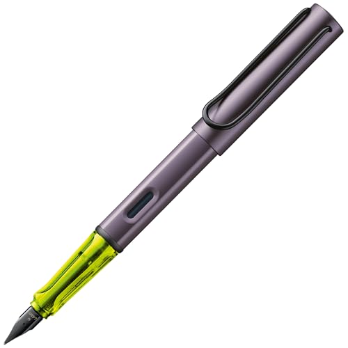 Lamy AL-star aubergine Füller – Füllhalter mit ergonomischem Griff & polierter Stahlfeder in Strichbreite M – leichtes Aluminiumgehäuse – inkl. Tintenpatrone T 10 blau – Rechtshänder Lamy AL-star aubergine Füller – Füllhalter mit ergonomischem Griff & polierter Stahlfeder in Strichbreite M – leichtes Aluminiumgehäuse – inkl. Tintenpatrone T 10 blau – Rechtshänder von Lamy