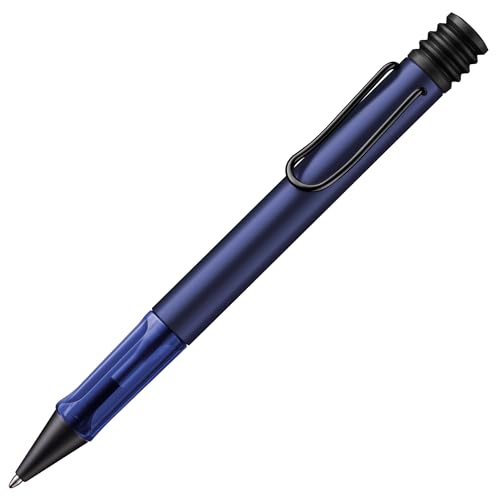 Lamy AL-star dark dusk Kugelschreiber - leichter Kuli mit transparenten, ergonomischen Griff & Gehäuse aus Aluminium - inkl. Großraummine M 16 in schwarz Lamy AL-star dark dusk Kugelschreiber - leichter Kuli mit transparenten, ergonomischen Griff & Gehäuse aus Aluminium - inkl. Großraummine M 16 in schwarz von Lamy