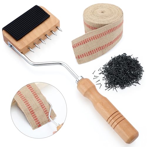 Lanties Polsterwerkzeug-Set, 8,9 cm, Jute-Gurtband, 9,1 m, Schwanenhals-Gurtband, Holzgriff, 115 Stück, 1,27 cm schwarze Polsternägel für Stuhl, Sofa, Teppich und Handwerk, Möbelreparatur-Set Lanties Polsterwerkzeug-Set, 8,9 cm, Jute-Gurtband, 9,1 m, Schwanenhals-Gurtband, Holzgriff, 115 Stück, 1,27 cm schwarze Polsternägel für Stuhl, Sofa, Teppich und Handwerk, Möbelreparatur-Set von Lanties