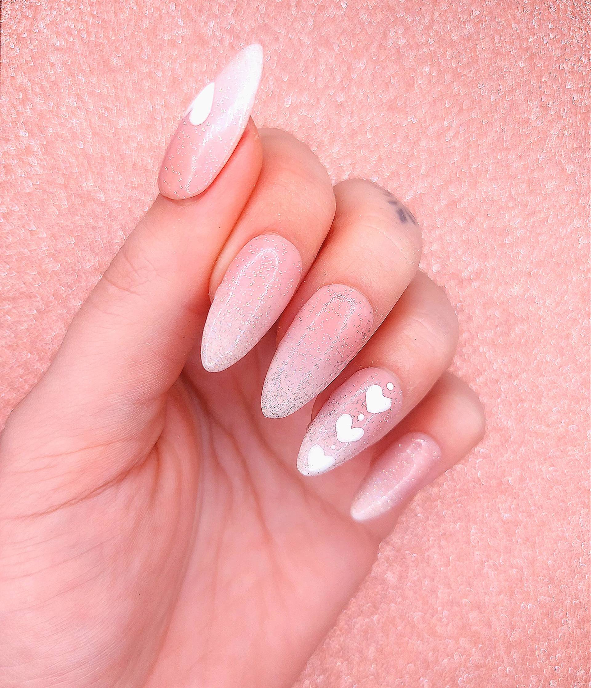 Wiederverwendbare Individuelle Kunstnägel | Press On Nails, 10Er-Set, Valentinstag-Kollektion 2022 Wiederverwendbare Individuelle Kunstnägel | Press On Nails, 10Er-Set, Valentinstag-Kollektion 2022 von LauraFeeDesOngles