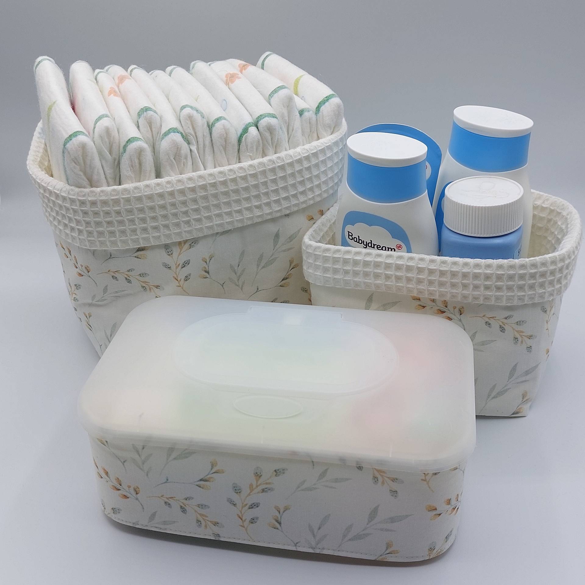 Wickeltischset ~ Weidenzweige Ecru Wahlweise Mit Oder Ohne Bezug Feuchttücherbox Baumwolle/Waffelpique Wickeltischset ~ Weidenzweige Ecru Wahlweise Mit Oder Ohne Bezug Feuchttücherbox Baumwolle/Waffelpique von LeNiCreativ