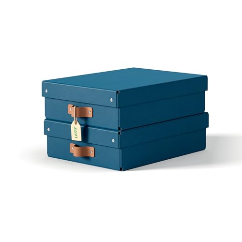 Leitz Puro Flache Aufbewahrungsbox mit Deckel, Medium, 2er-Set, Box 8 L, stapelbar, Organizer-Box für Regale und Schränke, FSC-Karton, für Büro & Home Office, 27 x 37 x 10 cm, Blau Leitz Puro Flache Aufbewahrungsbox mit Deckel, Medium, 2er-Set, Box 8 L, stapelbar, Organizer-Box für Regale und Schränke, FSC-Karton, für Büro & Home Office, 27 x 37 x 10 cm, Blau von Leitz