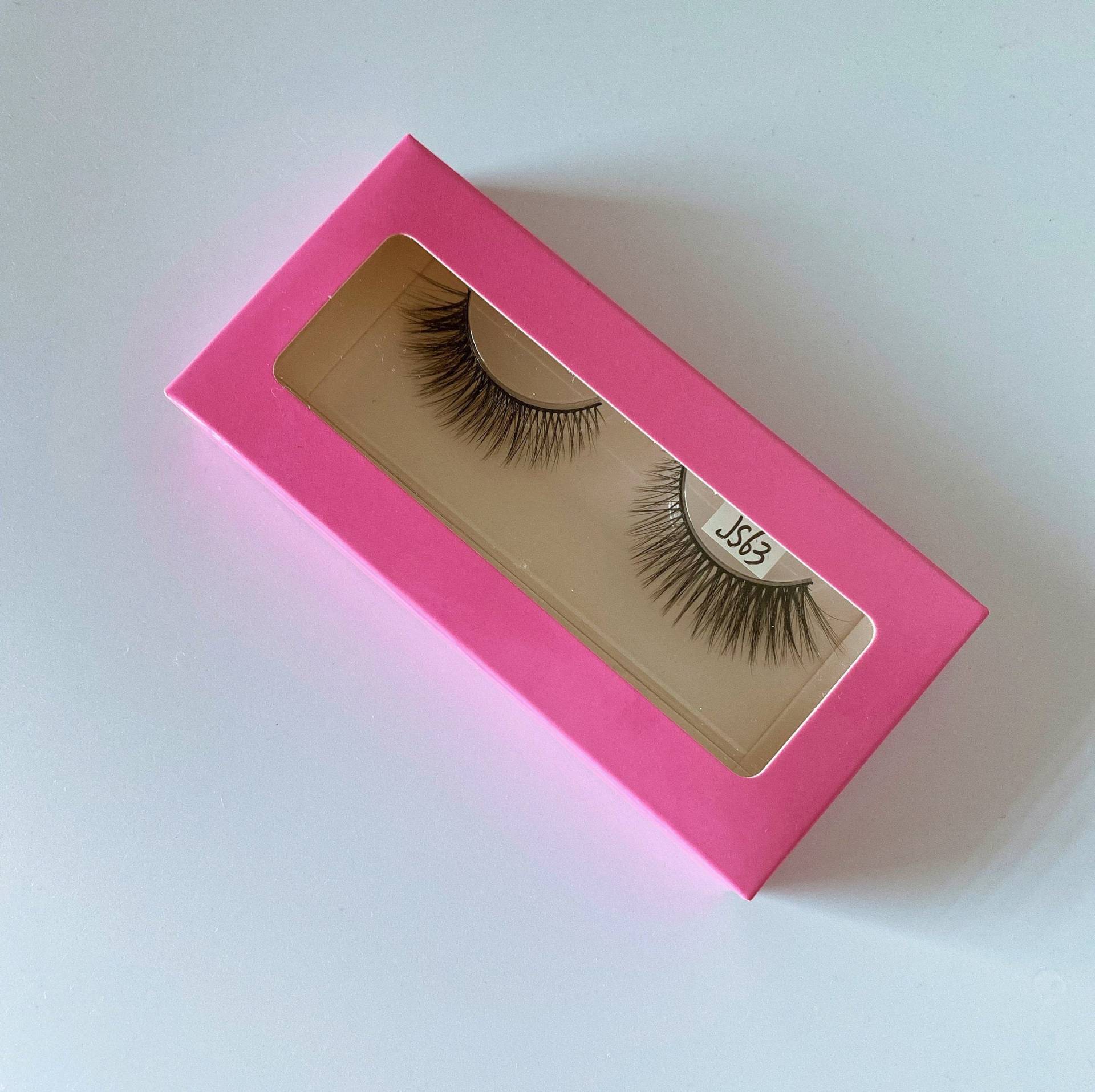 Natürliche Geflügelte Wimpern. Nerz Vegane Wispy Lashes, Dünne Band-Wimpern. Tierversuchsfreie Wimpern Natürliche Geflügelte Wimpern. Nerz Vegane Wispy Lashes, Dünne Band-Wimpern. Tierversuchsfreie Wimpern von LemoraCosmetics