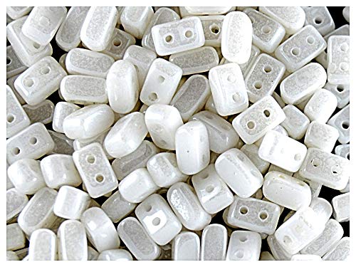50 Stück Ios Par Puca Bead - Tschechische gepresste Glasperlen von rechteckiger Form 2.5x5.5mm, Zwei Löcher, Opaque White Ceramic Look (White Chalk White Luster) von Les Perles par Puca