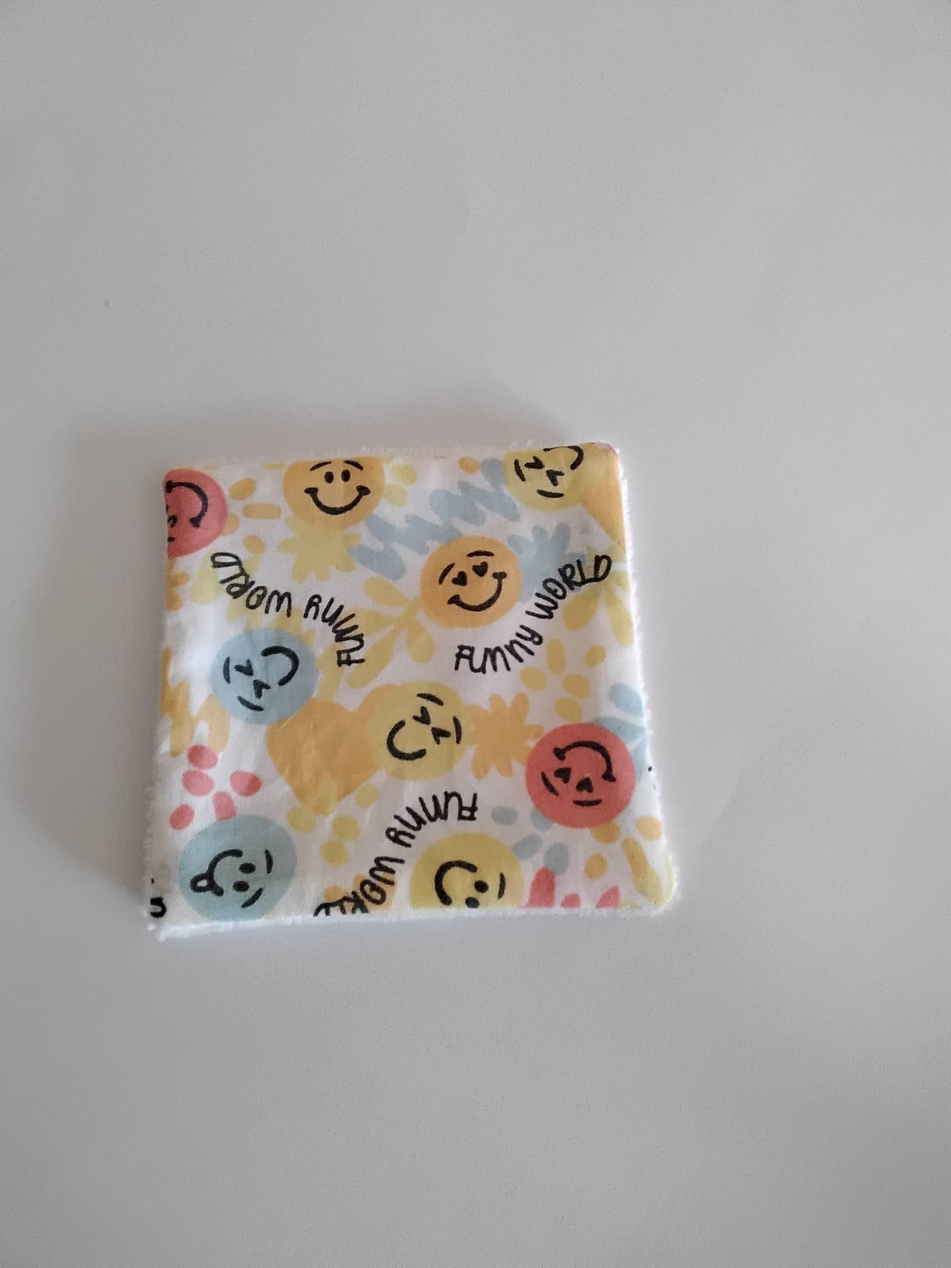 Smiley Baby Waschbare Baumwolle Smiley Baby Waschbare Baumwolle von Lescreasdelolos