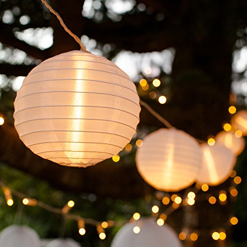 Lights4fun 10er XL LED Lampion Lichterkette Koppelbar warmweiß Strombetrieb Garten Deko Balkon Lampion Lichterkette Außen Outdoor Lichterkette mit Stecker von Lights4fun