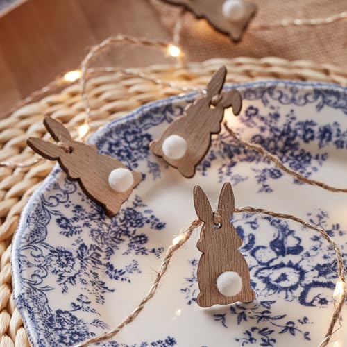 Lights4fun 20er LED Micro Osterhasen Lichterkette Holz warmweiß Timer Batterie Osterdeko Holz Innen Tischdeko Ostern LED Hase Lights4fun 20er LED Micro Osterhasen Lichterkette Holz warmweiß Timer Batterie Osterdeko Holz Innen Tischdeko Ostern LED Hase von Lights4fun