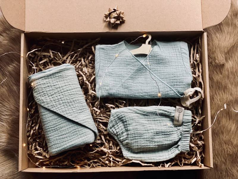 Weihnachtsgeschenkbox Babypartygeschenkbox Für Neugeborene. Bio Gots 100% Musselin Baumwolle. Babyutensilien. Babygesch Weihnachtsset von Lilymer