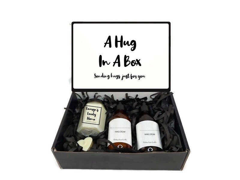 A Hug in Box Geschenkkorb - Individuell/Personalisiert von LindsayLucasCandles
