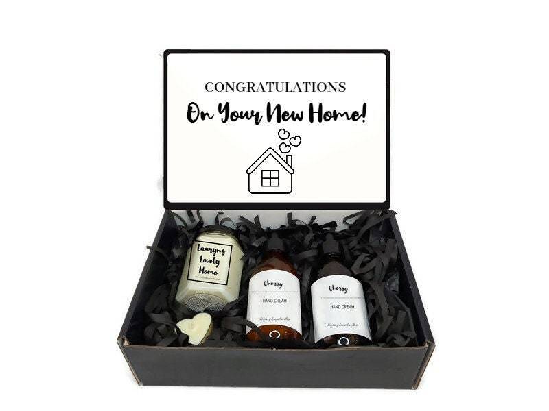 Personalisierte New Home Geschenkbox Geschenkkorb - Kerzen von LindsayLucasCandles