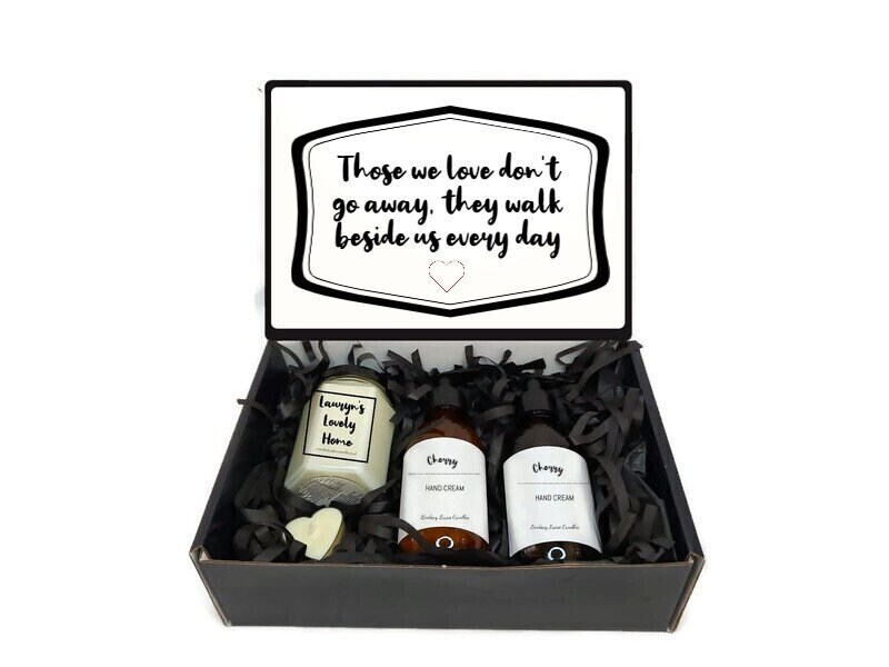 Personalisierte Trauer Geschenkbox Geschenkkorb - Kerzen Personalisierte Trauer Geschenkbox Geschenkkorb - Kerzen von LindsayLucasCandles