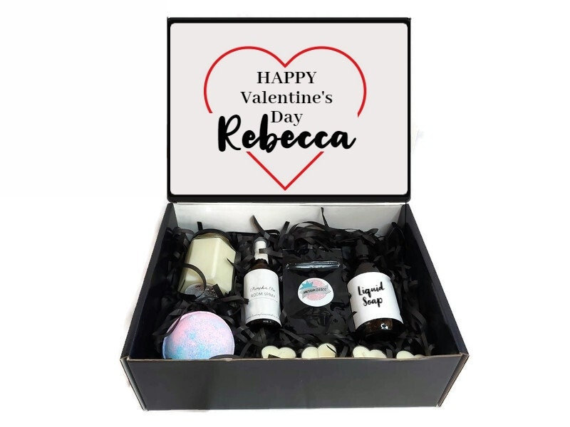 Personalisierte Valentinstag Geschenkbox Geschenkkorb - Kerzen von LindsayLucasCandles