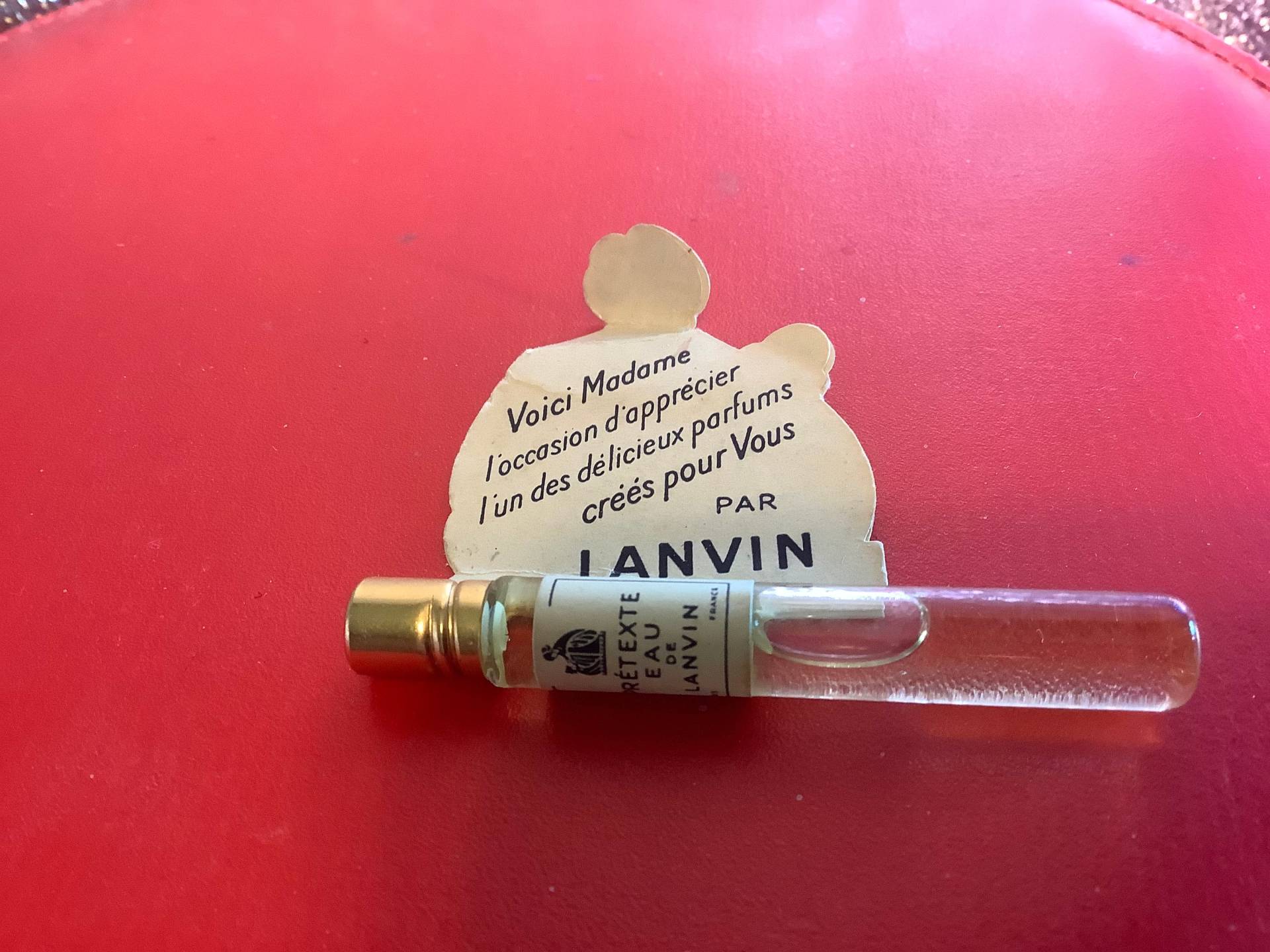 Lanvin Eau De Pretexte Parfümprobe von LipstickandPanties