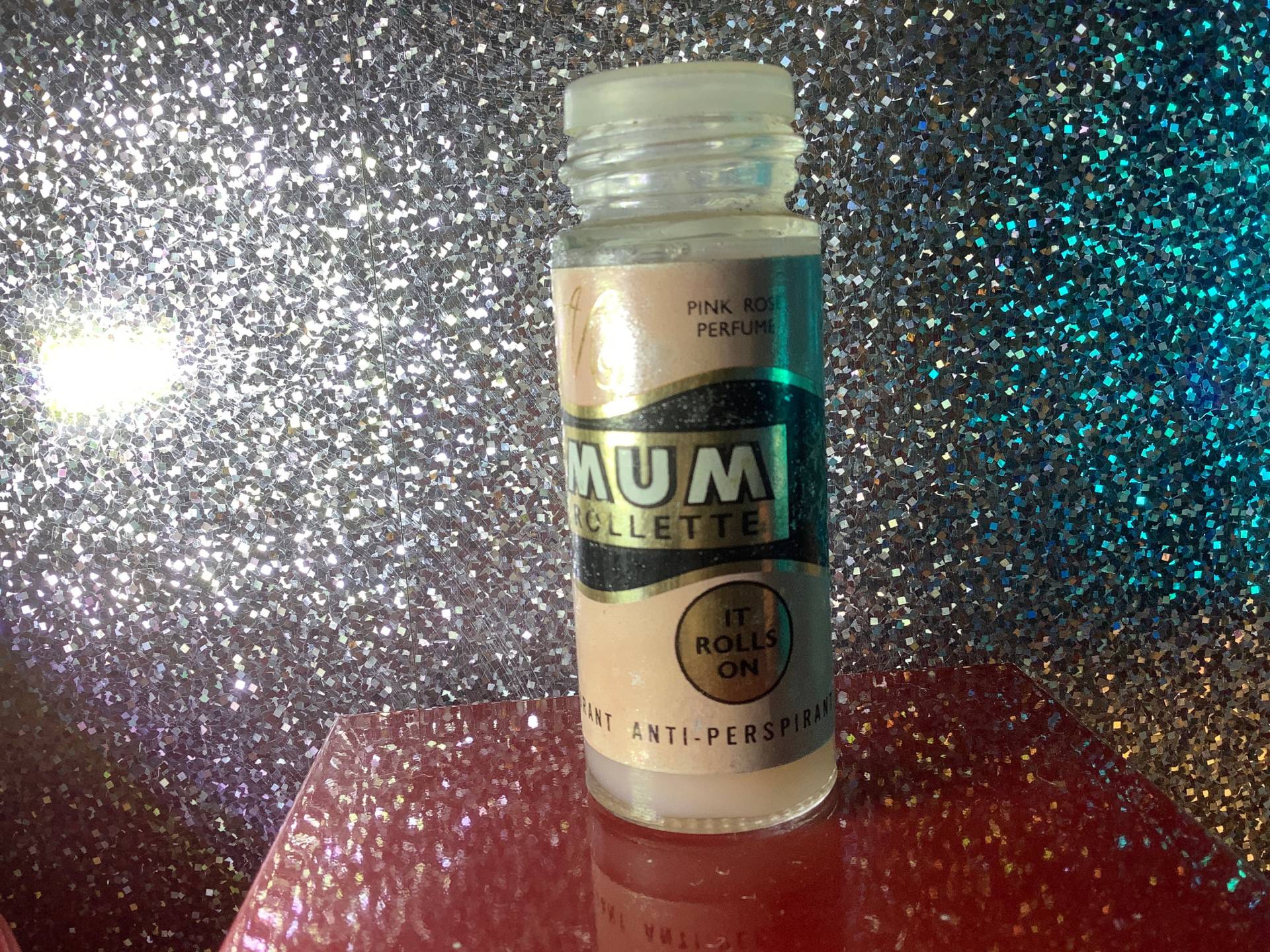 Vintage Mama Rolle Auf Deodorant Stick Vintage Mama Rolle Auf Deodorant Stick von LipstickandPanties