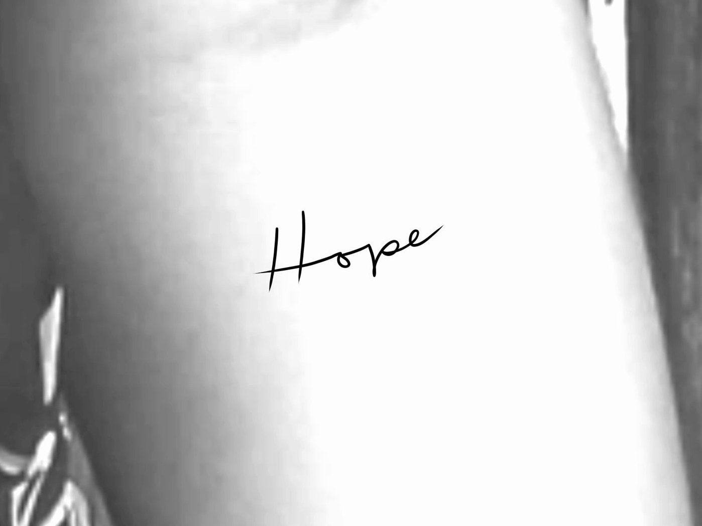 Hope Temporäres Tattoo von LittleCuteTattoo