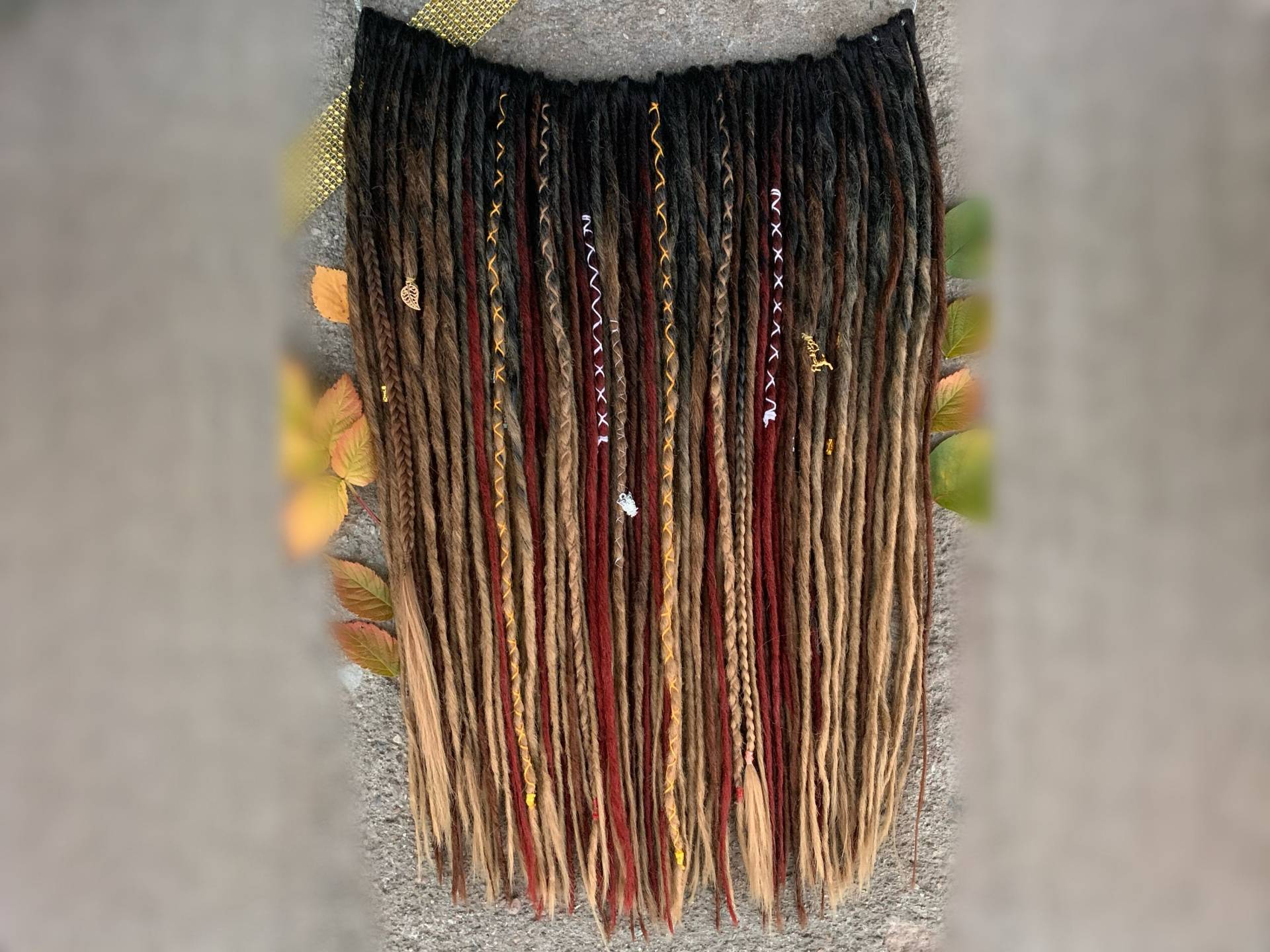 Spirit Animal | Se Or De Smooth Dreadlocks Extensions Synthetic Dreads Partial Full Sets Black Blonde Copper Burgundy Wine Brown Gold Spirit Animal | Se Or De Smooth Dreadlocks Extensions Synthetic Dreads Partial Full Sets Black Blonde Copper Burgundy Wine Brown Gold von LivanaDreadart