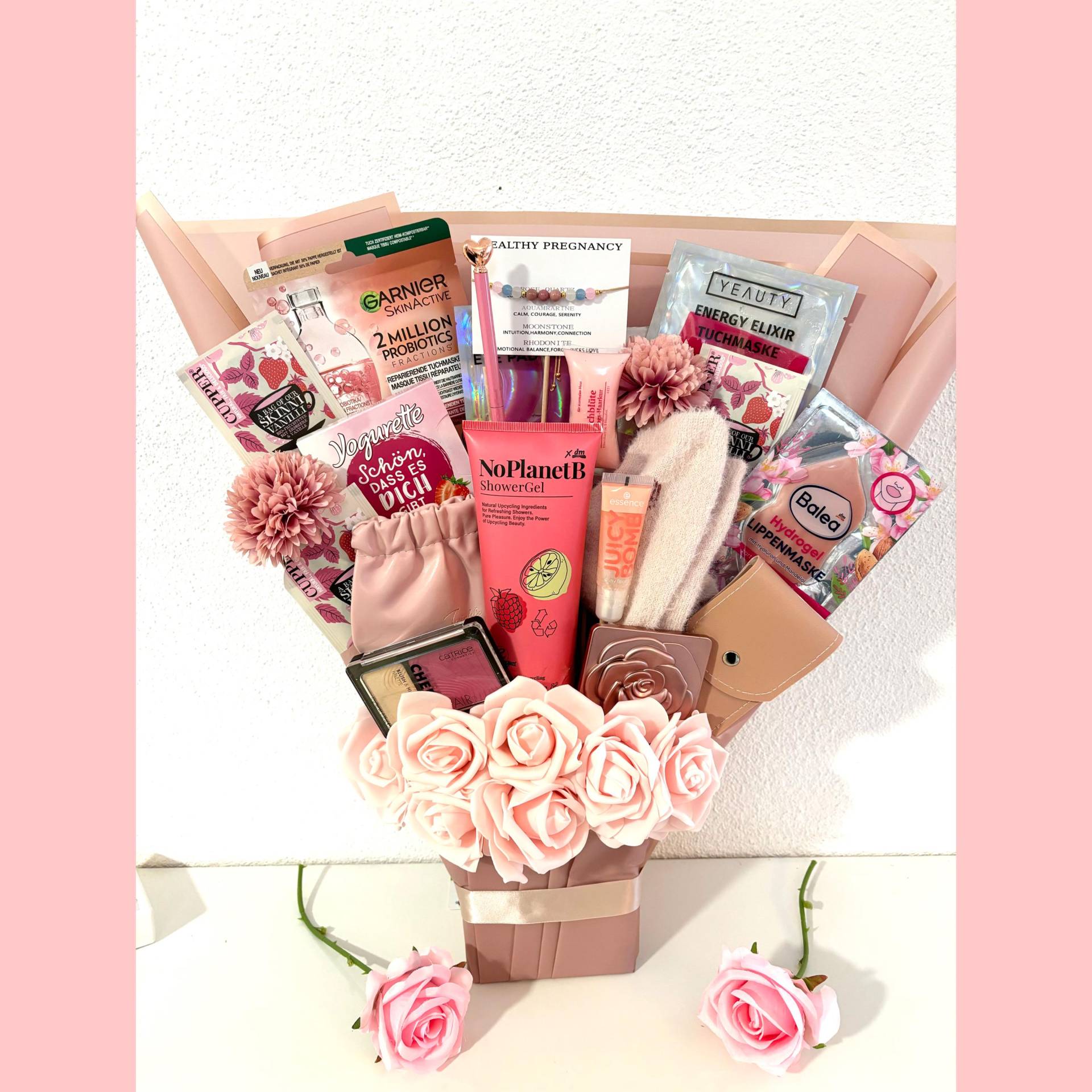 Geschenkset Geschenkstrauß Valentinstag Besonderes Geschenk Freundin Mutter Schwester Tochter Beauty Bouquet Schmuck Herz Rosen Geschenkset Geschenkstrauß Valentinstag Besonderes Geschenk Freundin Mutter Schwester Tochter Beauty Bouquet Schmuck Herz Rosen von LivskleinesAtelier