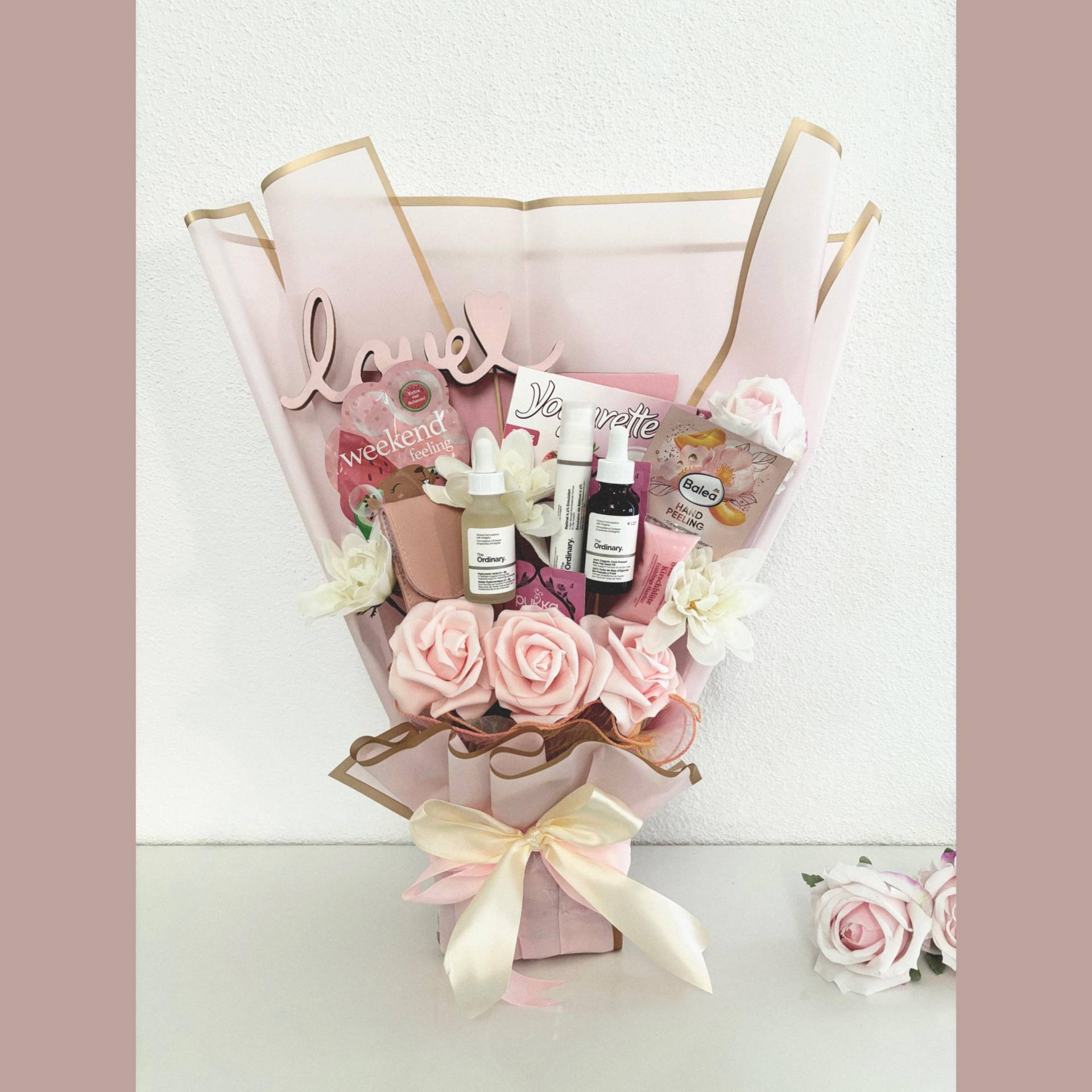 Geschenkset Geschenkstrauß Geburtstag, Valentinstag, Muttertag, Hochzeit, Schwester Tochter Freundin Beauty Bouquet, Luxus, Set, Rosen Geschenkset Geschenkstrauß Geburtstag, Valentinstag, Muttertag, Hochzeit, Schwester Tochter Freundin Beauty Bouquet, Luxus, Set, Rosen von LivskleinesAtelier