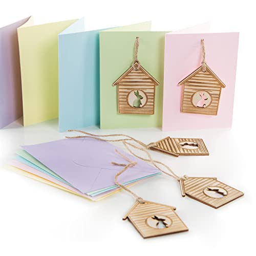 Logbuch-Verlag 5 pastellfarbene Osterkarten mit Holzhäuschen Osteranhänger - Klappkarte Ostern 10,5 x 15 cm Logbuch-Verlag 5 pastellfarbene Osterkarten mit Holzhäuschen Osteranhänger - Klappkarte Ostern 10,5 x 15 cm von Logbuch-Verlag