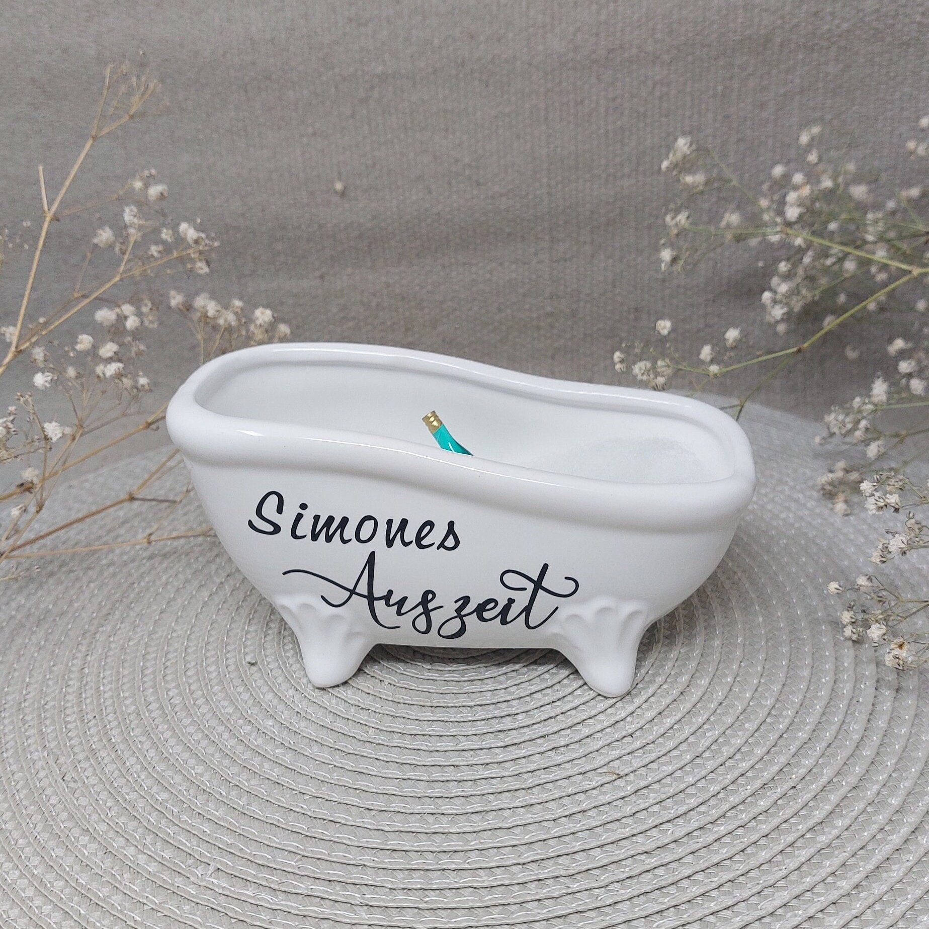 Wellness Geschenk, Geschenkverpackung Wellness, Wellnessgutschein, Personalisiert, Badewanne Geschenke, Kleine Auszeit Geschenk Wellness Geschenk, Geschenkverpackung Wellness, Wellnessgutschein, Personalisiert, Badewanne Geschenke, Kleine Auszeit Geschenk von Loreliya