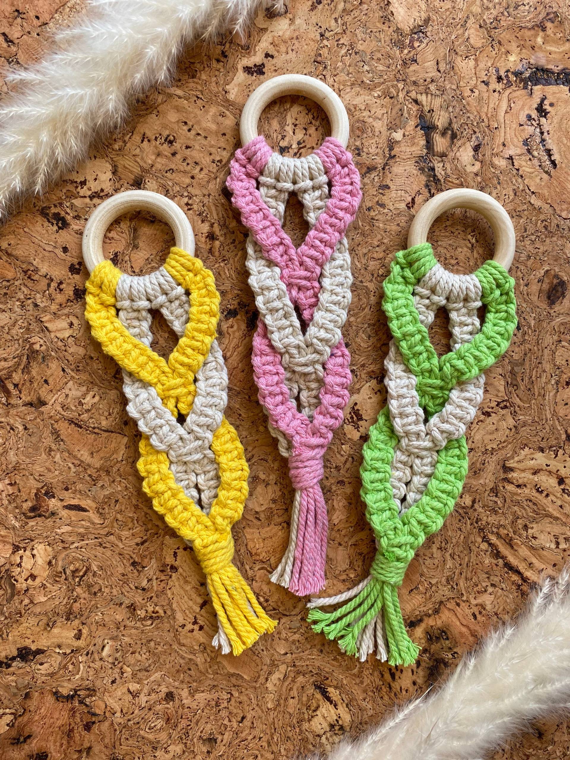 Baby Greifling Greifring Babygeschenk Babyboy Babygirl Geburtsgeschenk Boho Makramee Bohostyle Baby Greifling Greifring Babygeschenk Babyboy Babygirl Geburtsgeschenk Boho Makramee Bohostyle von LoucraftKnotenliebe