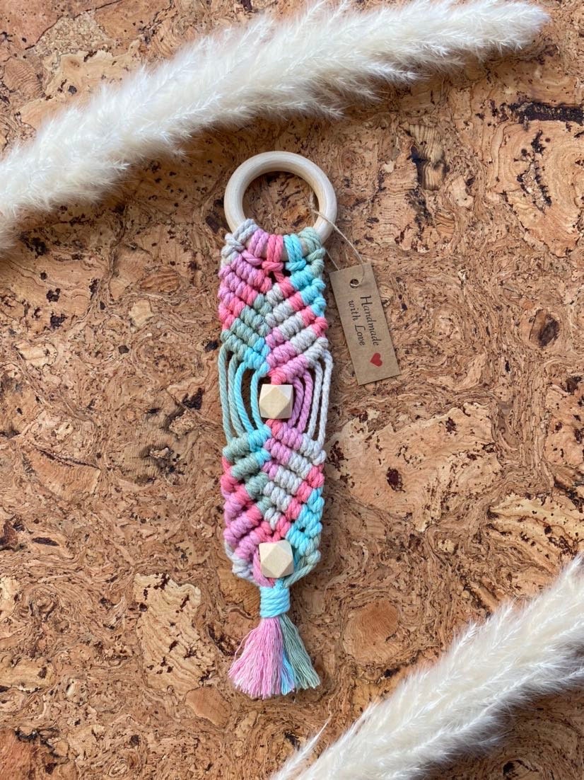 Baby Greifling Greifring Babygeschenk Babyboy Babygirl Geburtsgeschenk Boho Makramee Bohostyle Baby Greifling Greifring Babygeschenk Babyboy Babygirl Geburtsgeschenk Boho Makramee Bohostyle von LoucraftKnotenliebe