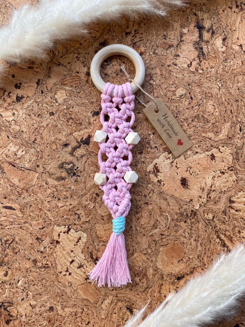 Baby Greifling Greifring Babygeschenk Babyboy Babygirl Geburtsgeschenk Boho Makramee Bohostyle Baby Greifling Greifring Babygeschenk Babyboy Babygirl Geburtsgeschenk Boho Makramee Bohostyle von LoucraftKnotenliebe