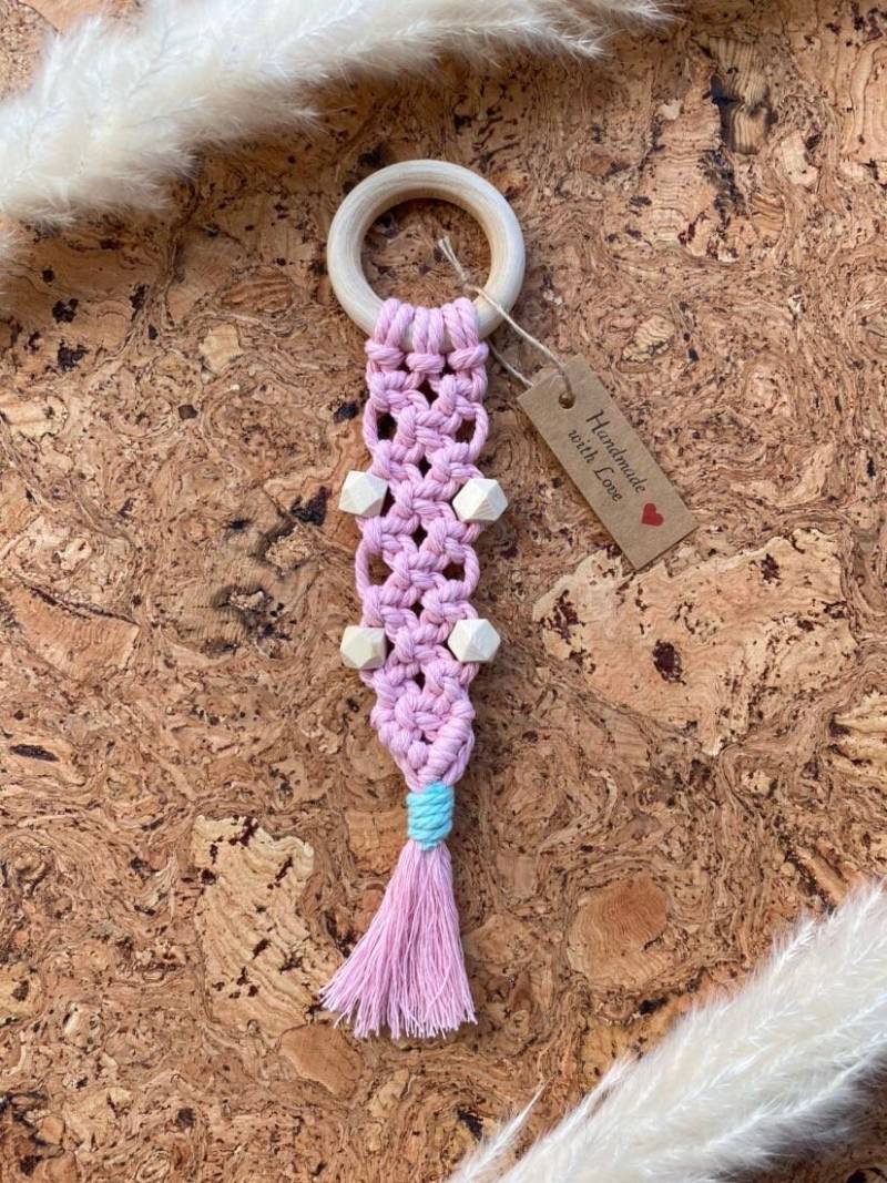 Baby Greifling Greifring Babygeschenk Babyboy Babygirl Geburtsgeschenk Boho Makramee Bohostyle von LoucraftKnotenliebe