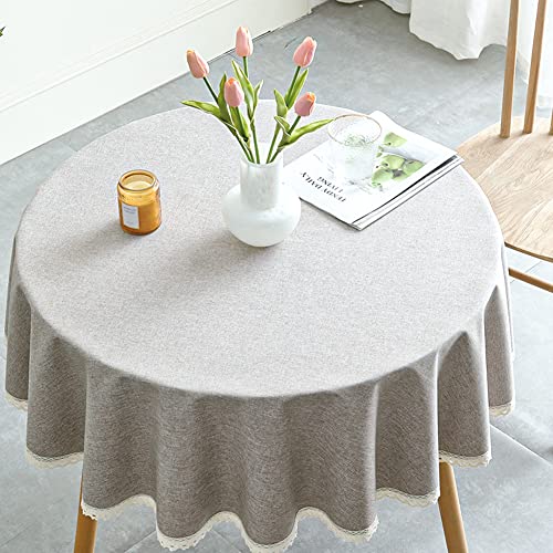 Lsimeru Elegant Tischdecke Abwaschbar Rund 140 Taupe Einfarbig Landhaus Tischtuch Tischdecken Wasserabweisend Waschbar Outdoor Gartentischdecke Tischwäsche Tischdekoration mit Häkelborte von Lsimeru