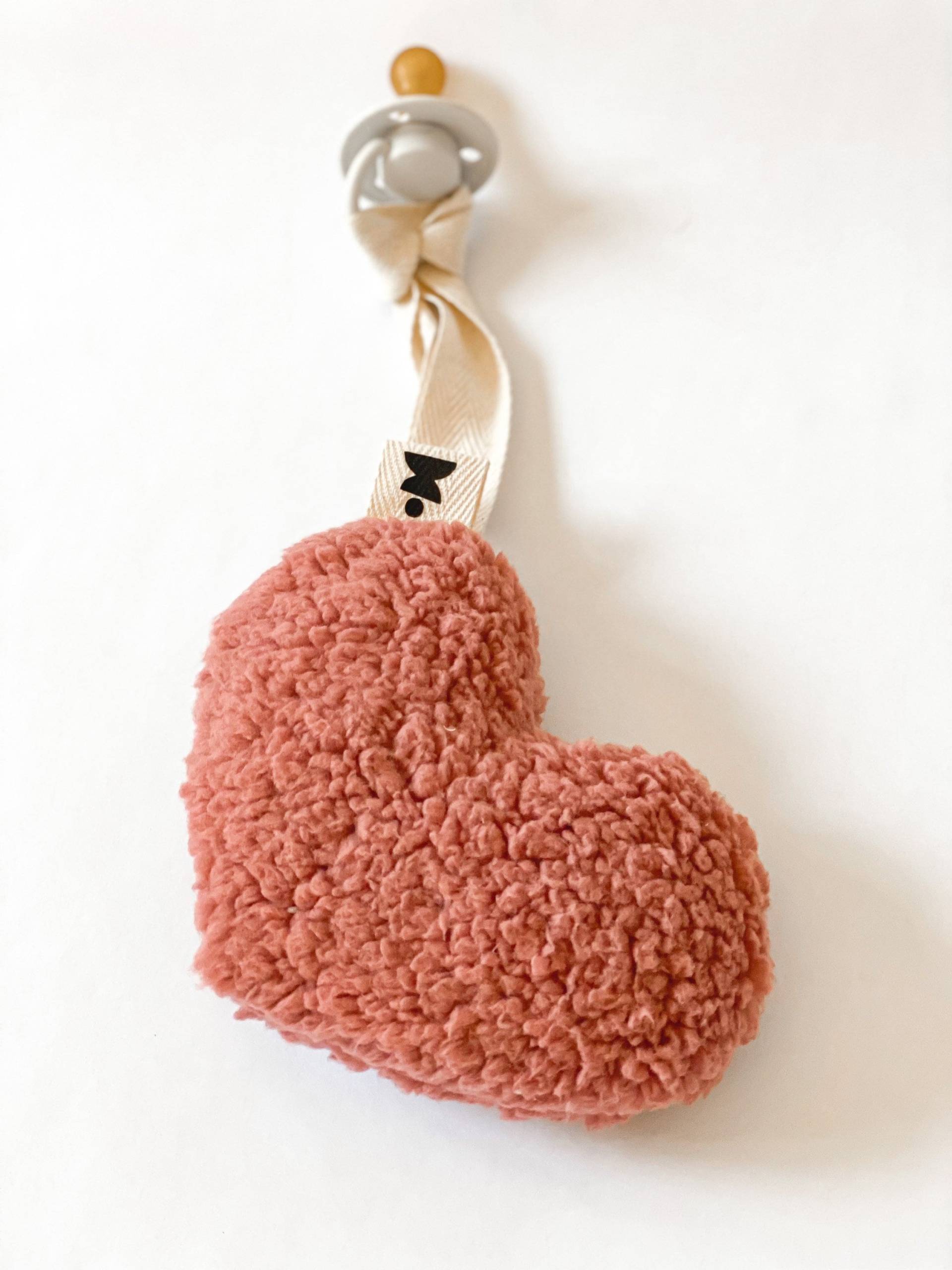 Herz Schnuller Teddy, Schnullerhalter, Binkyclip Herz Schnuller Teddy, Schnullerhalter, Binkyclip von LuandLimmie