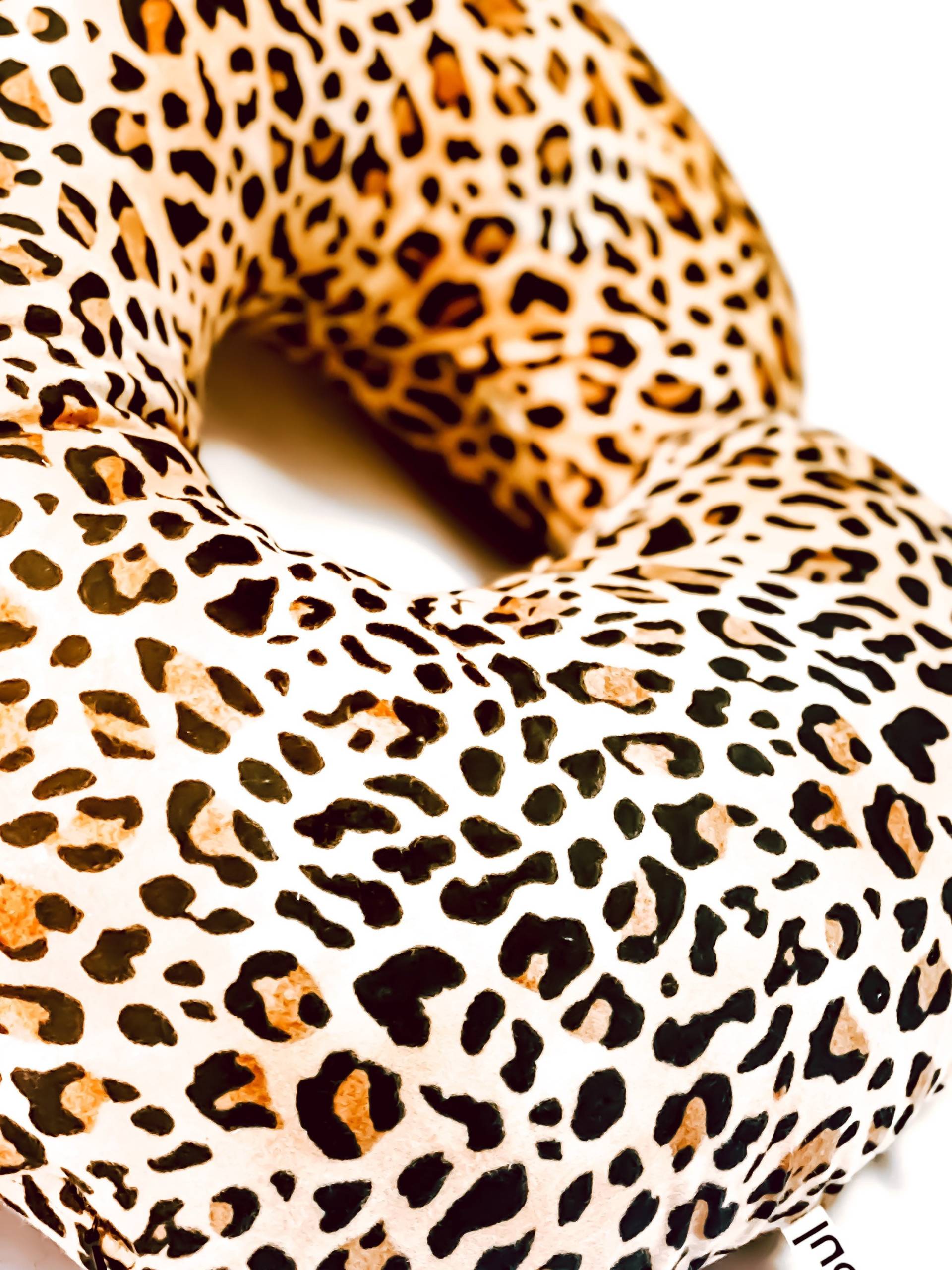 Leopard Stillkissen, Babyliege Leopard Stillkissen, Babyliege von LuandLimmie