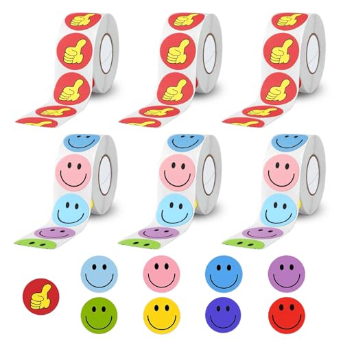 Luckwaii Smiley Aufkleber 6 Rollen 3000 Stück Emoji Sticker Set, 1500 Smiley Face Stickers in 8 Farben und 1500 Sticker Daumen Hoch Runde 2,5cm, Lehrer Belohnungssticker für Belohnungsaufkleber, Party Luckwaii Smiley Aufkleber 6 Rollen 3000 Stück Emoji Sticker Set, 1500 Smiley Face Stickers in 8 Farben und 1500 Sticker Daumen Hoch Runde 2,5cm, Lehrer Belohnungssticker für Belohnungsaufkleber, Party von Luckwaii