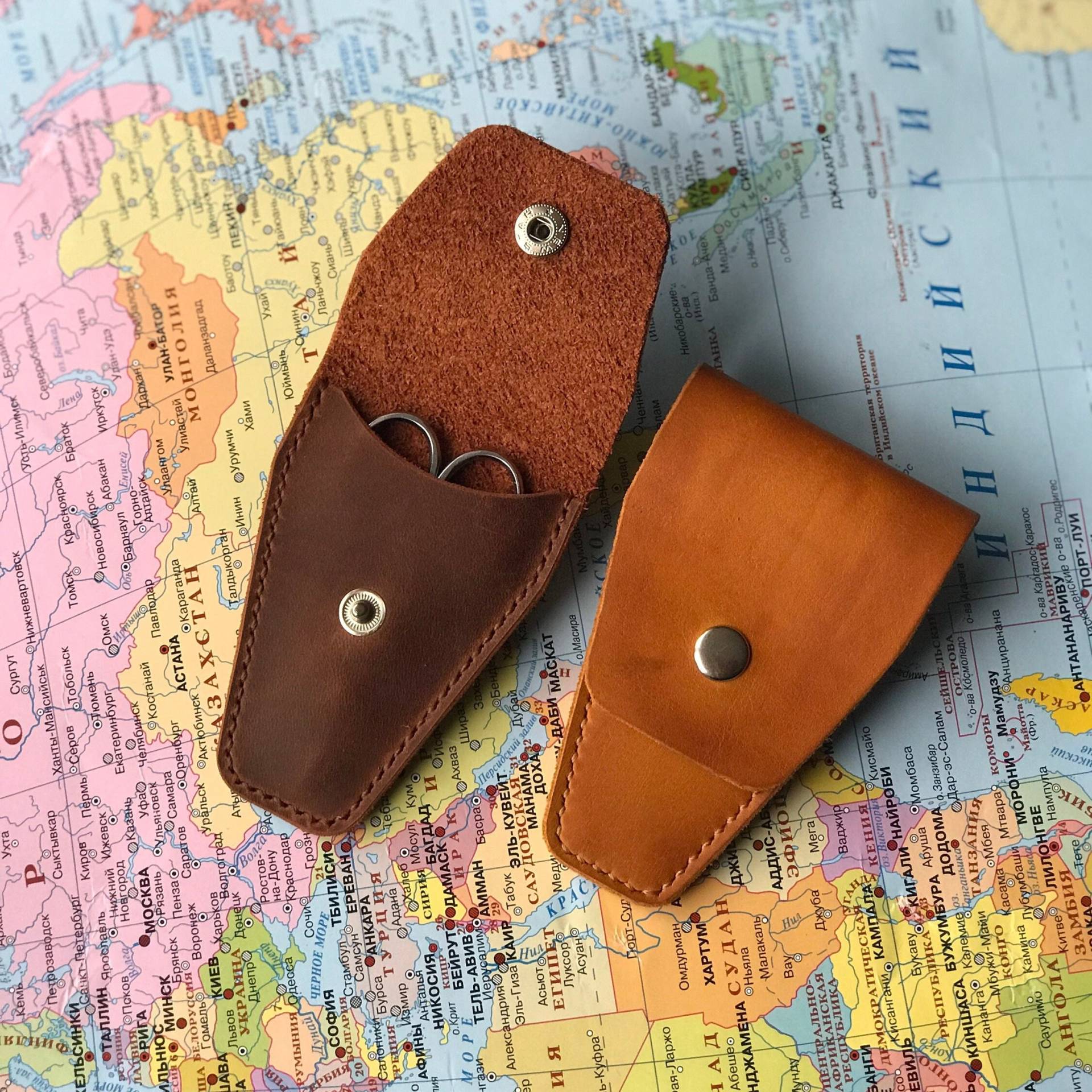 Individuelle Maniküre Etui, Scheren-Etui, Scherenhalter Aus Leder Individuelle Maniküre Etui, Scheren-Etui, Scherenhalter Aus Leder von LuckyLeatherUA