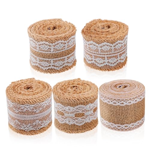 Lurrose 5 Rollen Juteband mit Spitze Dekorative Jute Bänder für Bastelarbeiten Geschenkverpackungen Hochzeiten und Weihnachten Vielseitig Einsetzbar Robust Einzigartigen Spitzenmustern Lurrose 5 Rollen Juteband mit Spitze Dekorative Jute Bänder für Bastelarbeiten Geschenkverpackungen Hochzeiten und Weihnachten Vielseitig Einsetzbar Robust Einzigartigen Spitzenmustern von Lurrose