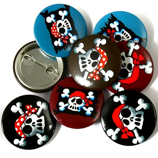 Mini-Buttons Jolly Roger, 8er, 2,5cm, Kinder-Anstecker mit Piratenflagge von Lutz Mauder