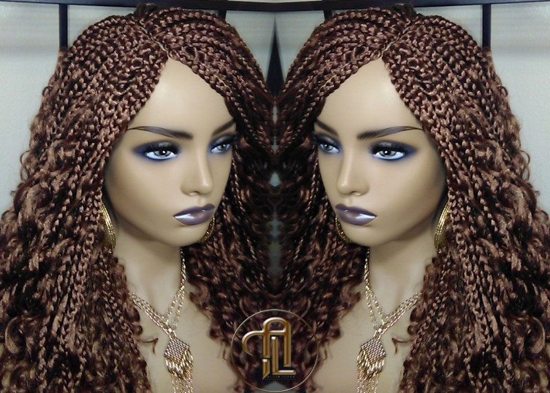 Box Braid Boho Kurze Lockige Perücke 14 Zoll Braun Auburn 30 Distressed Goddess Zöpfe Loses Lockiges Haar Box Braid Boho Kurze Lockige Perücke 14 Zoll Braun Auburn 30 Distressed Goddess Zöpfe Loses Lockiges Haar von LuxxxStyleBoutique