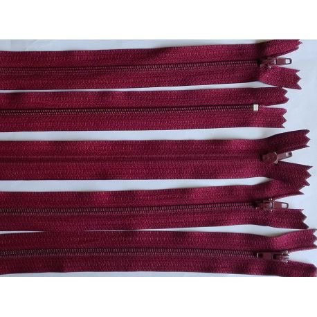5 Reißverschlüsse Eclair Fine 1 30 cm Farbe bordeaux Tasche Kissen Rock 5 Reißverschlüsse Eclair Fine 1 30 cm Farbe bordeaux Tasche Kissen Rock von M & C